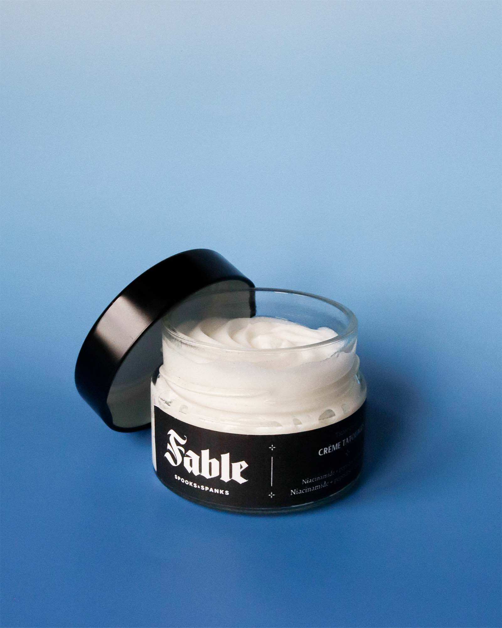 Crema para tatuajes Fable - Niacinamida + Péptidos + Naranja sanguina