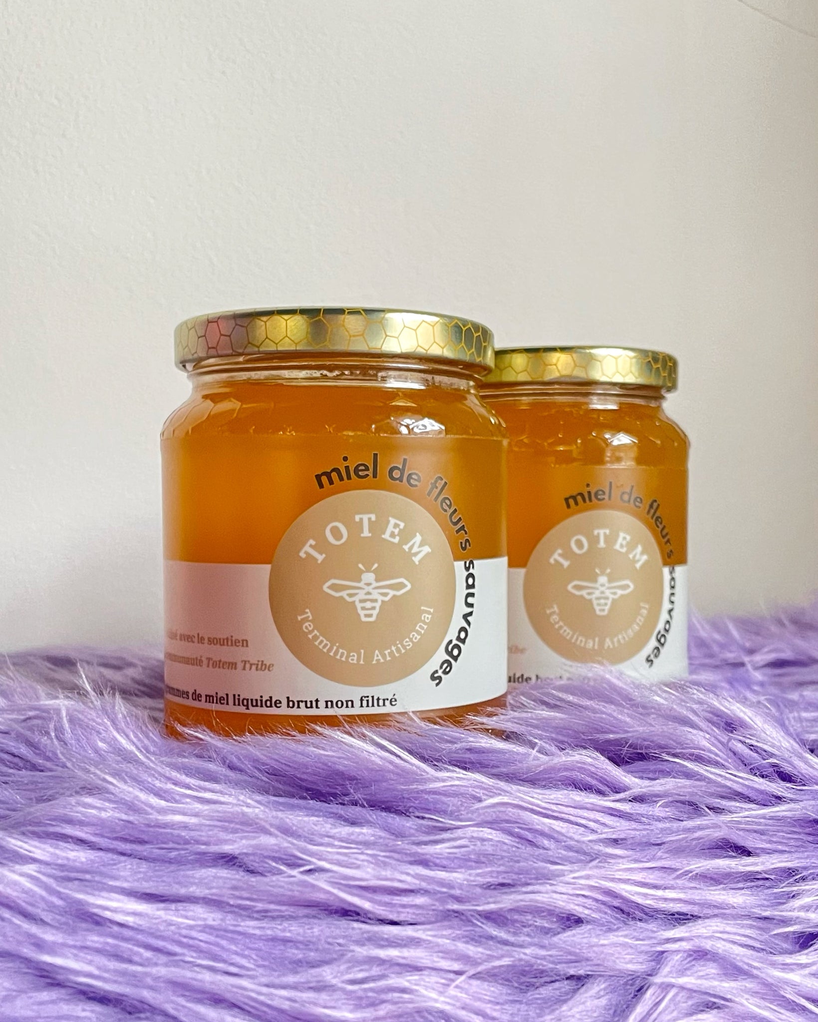 Raw wildflower honey